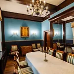 Bed and breakfast Palac Mysliwski W Antoninie Antonin (Ostrow Wielkopolski)