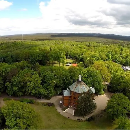 Palac Mysliwski W Antoninie 4*