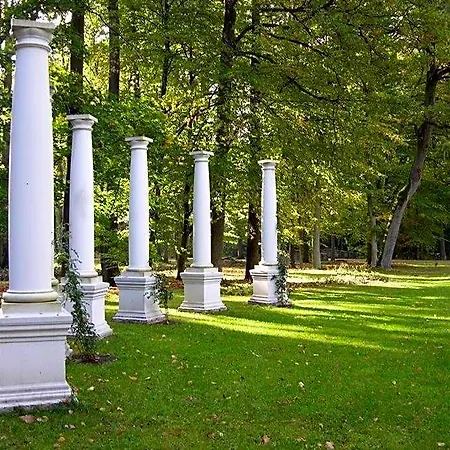 Palac Mysliwski W Antoninie 4* Antonin (Ostrow Wielkopolski)