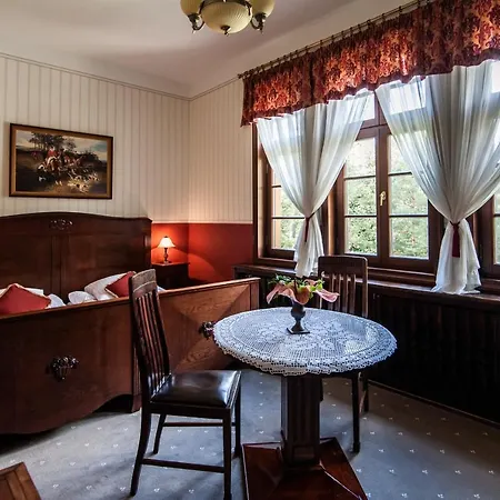 B&B Palac Mysliwski W Antoninie