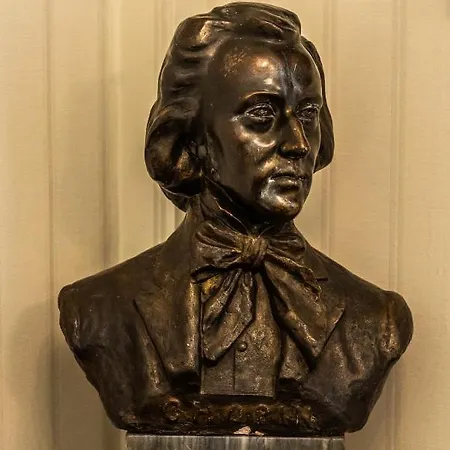 Pałac Myśliwski W Antoninie