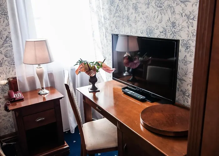 Bed & Breakfast Palac Mysliwski W Antoninie