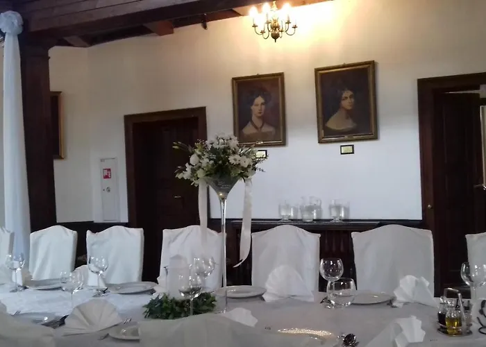 Bed & Breakfast Palac Mysliwski W Antoninie Antonin (Ostrow Wielkopolski)